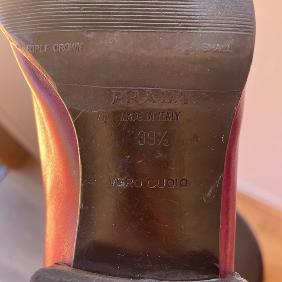 Vintage Prada shoes - Picture 4 of 9